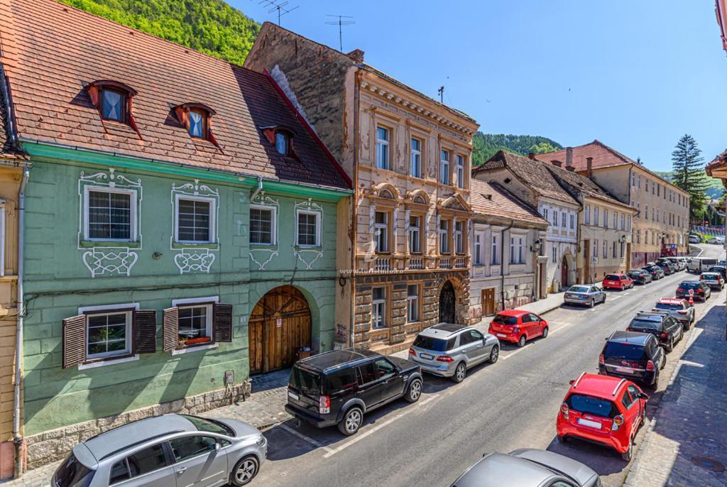 3 Min To Everything-Stylish-Modern-Old Fortress Braşov Eksteriør billede